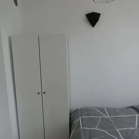 Apartment Ul Monte Cassino 16/11 *